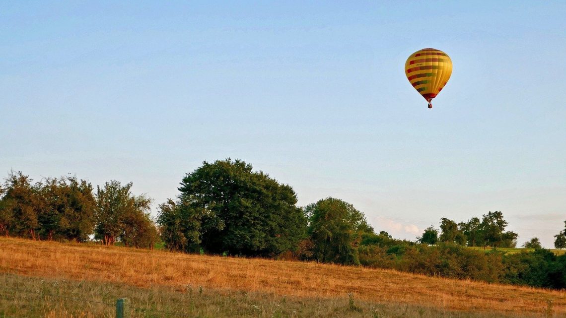 Les meilleures destinations pour profiter d’un vol en montgolfière en Europe