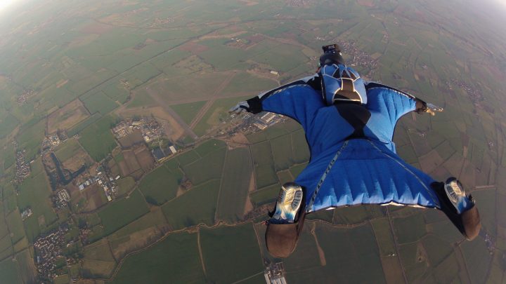 Wingsuit : le sport extrême qui vous fait voler comme un oiseau