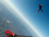 Parachutisme dans les Alpes : sensations fortes et panoramas à couper le souffle