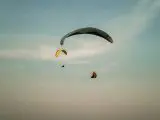 Le parapente surclasse le deltaplane