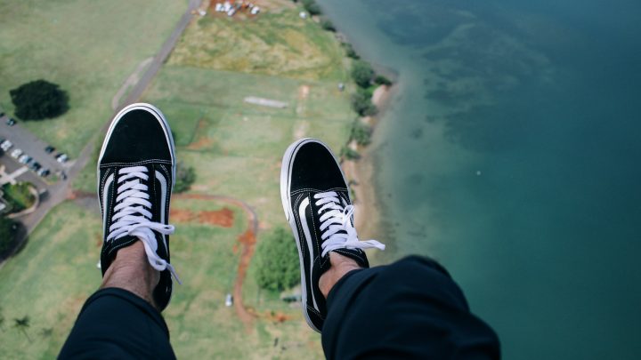 Le base-jump : une expérience exaltante aux risques mortels