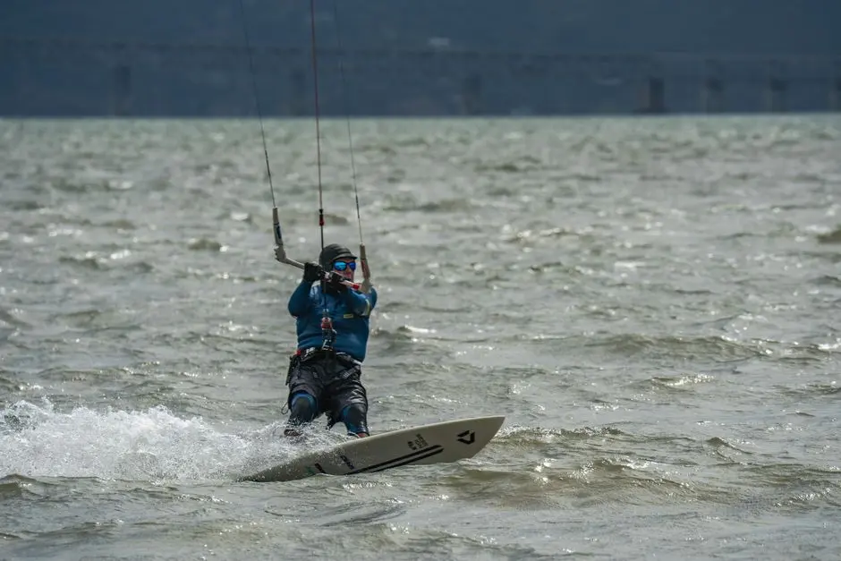 Harnais de kitesurf : guide de sélection 2026